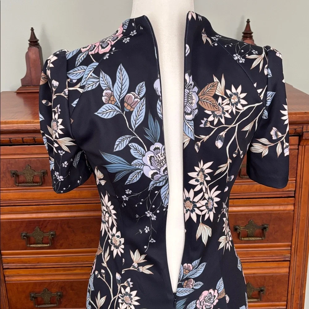 Vince Camuto Floral Printed Scuba Knit Sheath Dress Size 4 - Picture 11 of 12